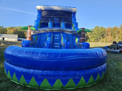 20231022 170300 1700767953 Big Twin Falls double lane waterslide/pool for Adults/kids